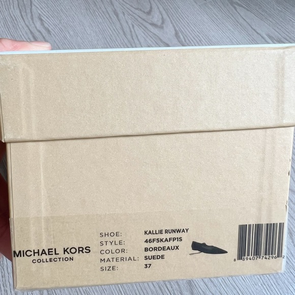 Michael Kors Collection Kallie Runway Lace Up Flat - Picture 12 of 14